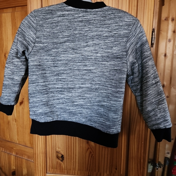 Boys Old Navy Sweatshirt - Picture 5 of 6